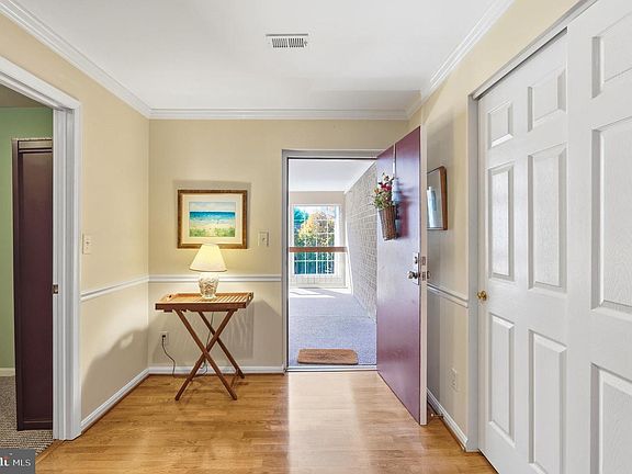 2nd image of 10 Bandon Ct Unit 302