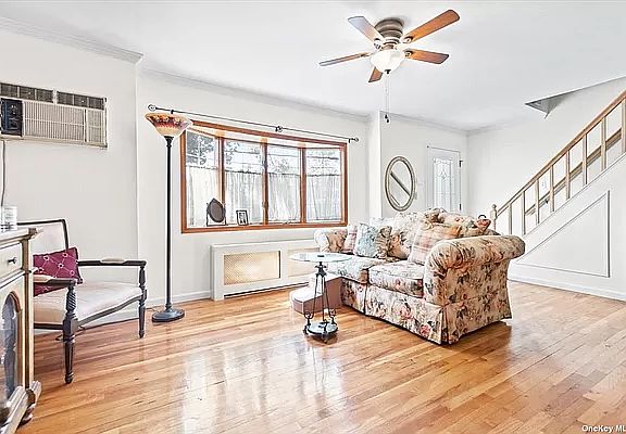 2nd image of 158-05 89th St