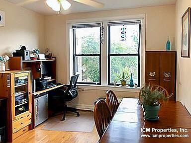 4th image of 1955 W Winnemac Ave #2A