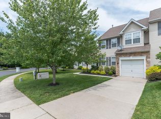 214 Hidden Dr, Blackwood, NJ 08012