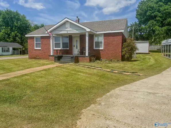 2801 E 13th Ave, Sheffield, AL 35660