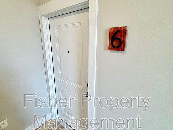 3rd image of 2920 P St Unit 6