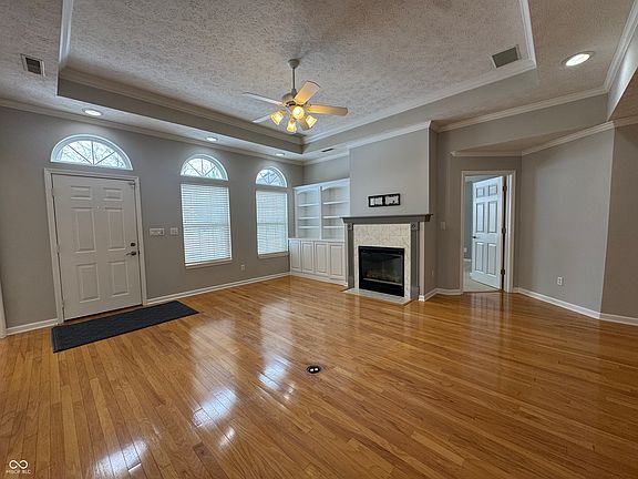 2nd image of 11130 Vineyard Dr