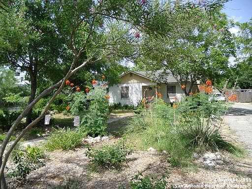 1st image of 126 Honeysuckle Ln