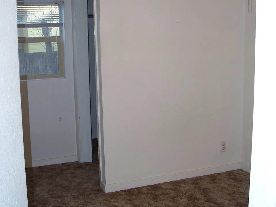 Bedroom_09092016