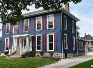 396 N Prairie St, Galesburg, IL 61401