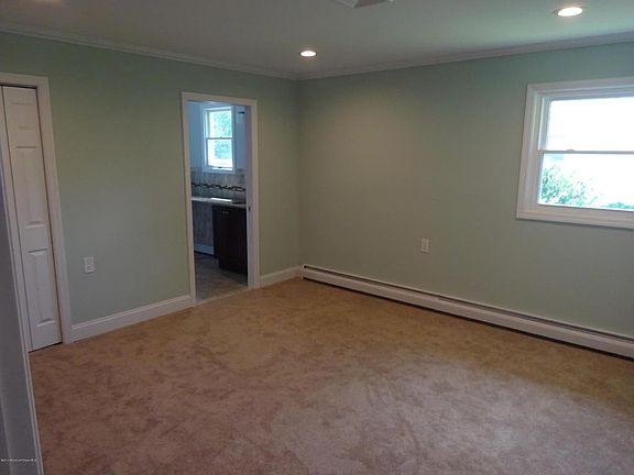 5th image of 11 Aruba Ct
