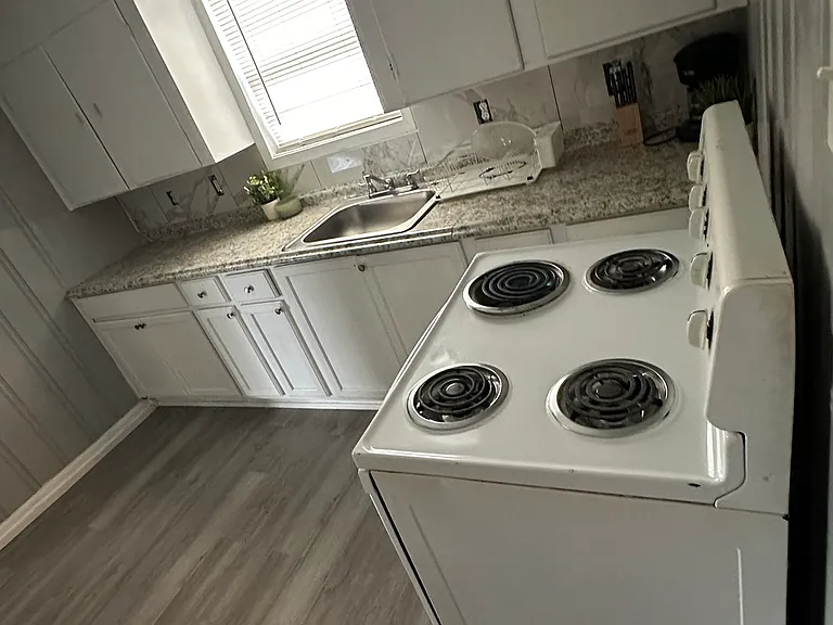 3122 Western Ave #1 — Photo 15