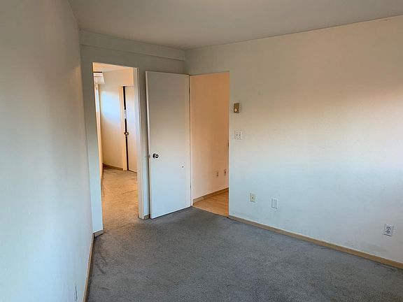 4th image of 6501 5th Ave NE #A