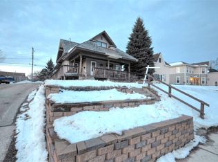 315 E Cook St, Portage, WI 53901