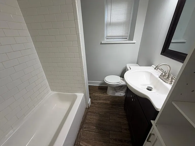 203 Sycamore Ave #G — Photo 12