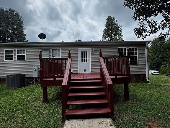 3rd image of 502 Dawson Miller Rd