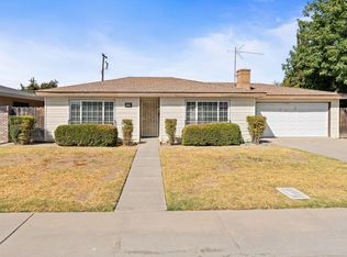 15192 W San Joaquin Ave, Kerman, CA 93630