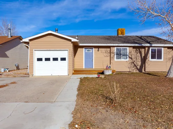1060 Tanglewood Ln, Rangely, CO 81648