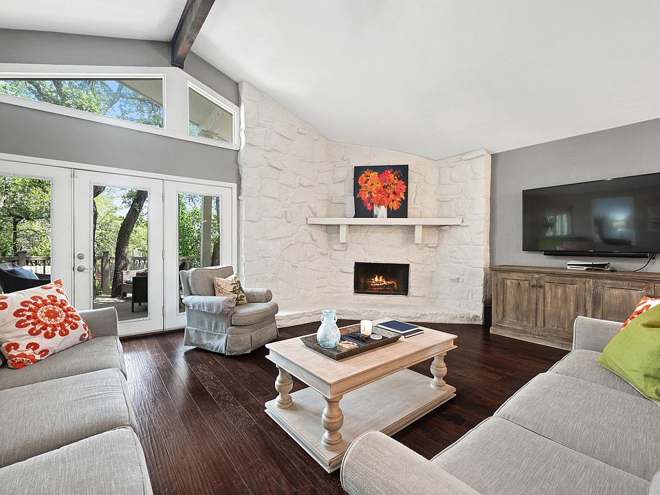 1st image of 1211 Falcon Ledge Dr