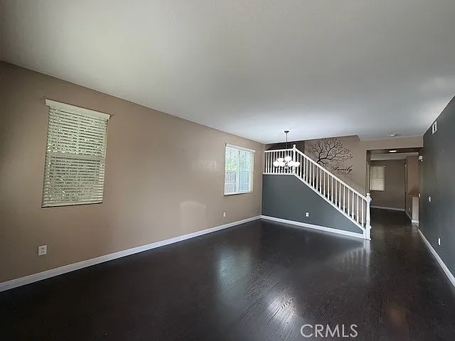 3 bed, 2.5 bath, 2324 sqft, $3,500 — Photo 2