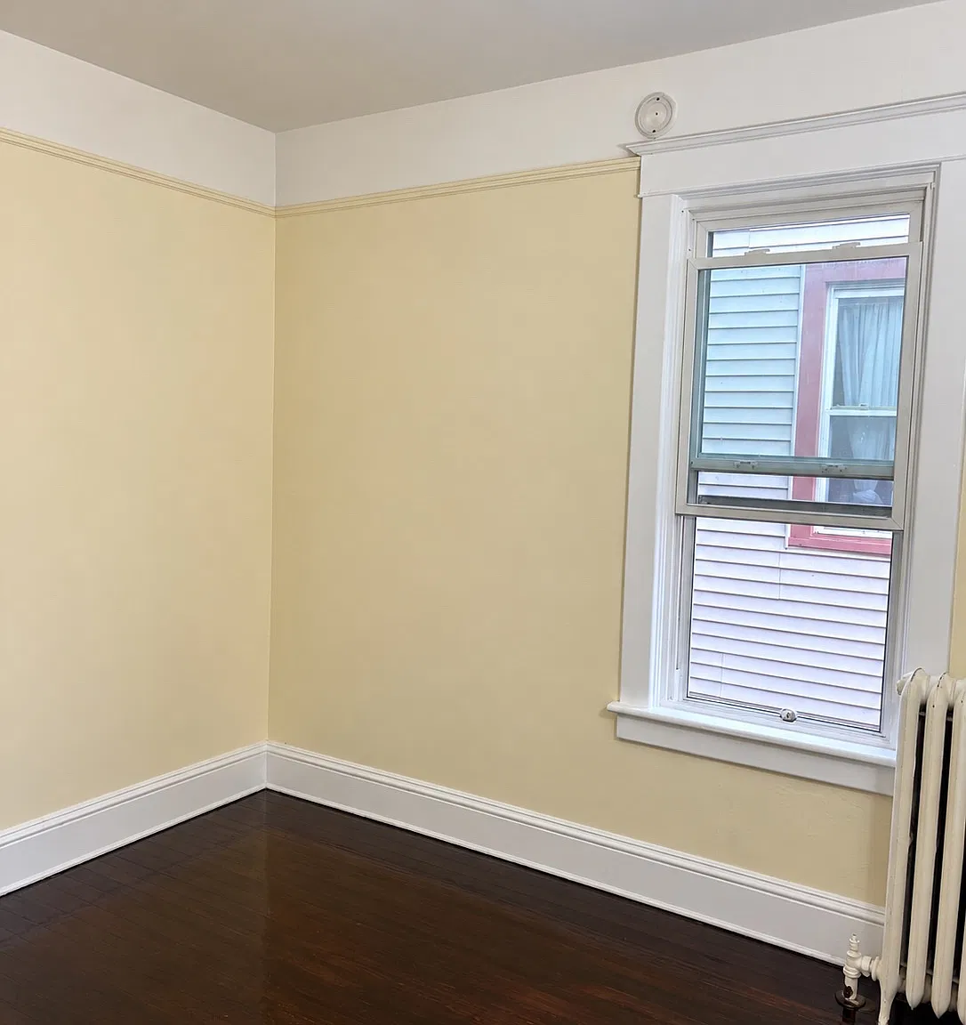 3 bed, 1200 sqft, $1,700 — Photo 2