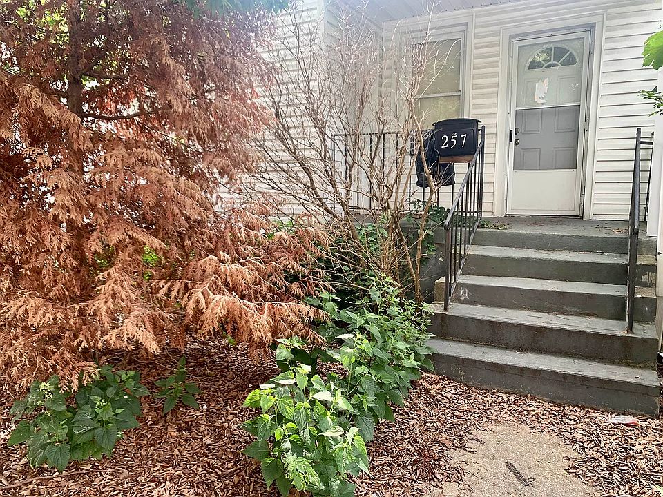 1st image of 257 Fernside Pl