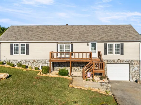 1019 Park Mountain Ter, Huddleston, VA 24104