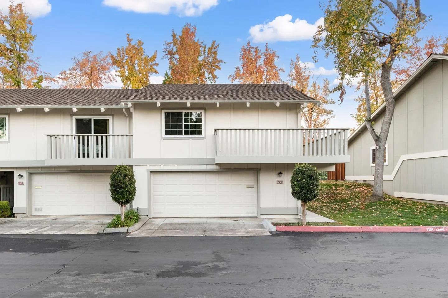 20286 Northbrook Sq photo 1