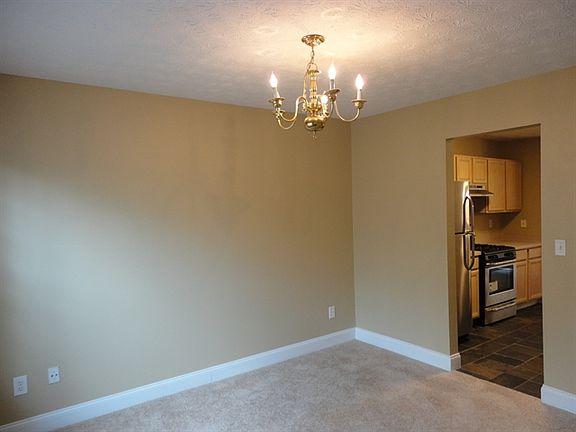 5th image of 1626 Eagle Dr