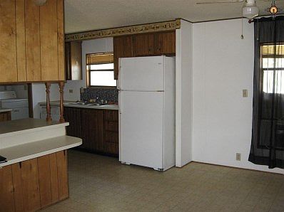4th image of 3800 Cottonwood Dr