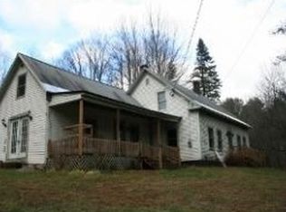 649 Chestnut St, Claremont, NH 03743