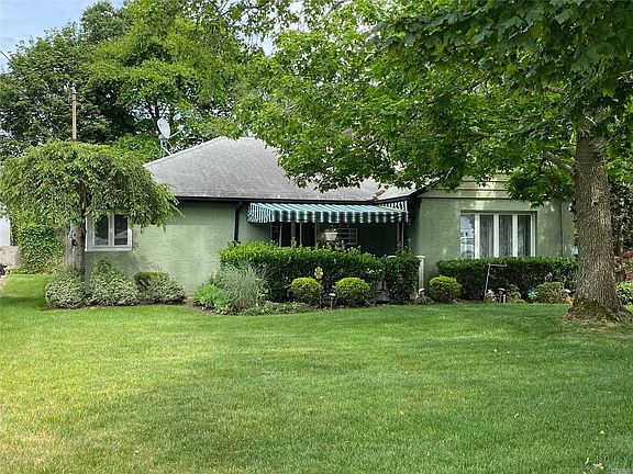 2nd image of 62 Fox Blvd