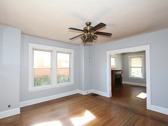 4th image of 1180 Coronado Ave