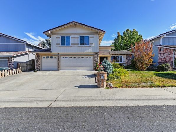 1327 Blossom Hill Way