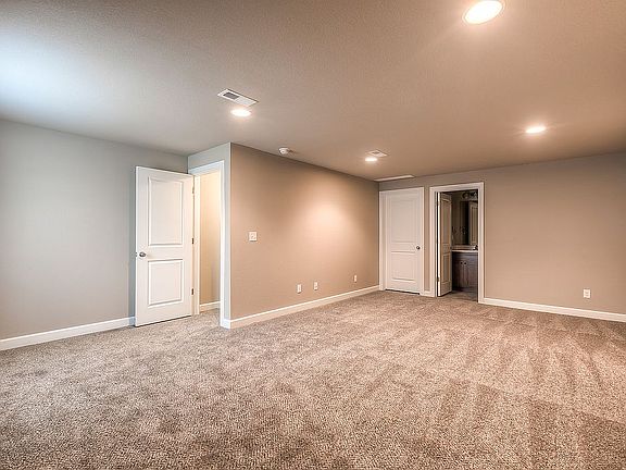 4th image of 10542 Clubhouse Dr #10542