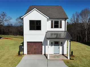 308 W North 3rd St, Seneca, SC 29678