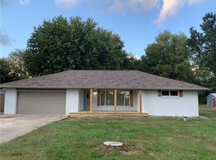 1668 Mockingbird Ln, Anderson, IN 46013