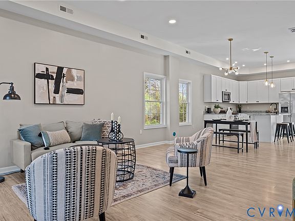 4th image of 3315 Tuxedo Blvd