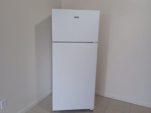 4th image of 1955 Grande Cir APT C