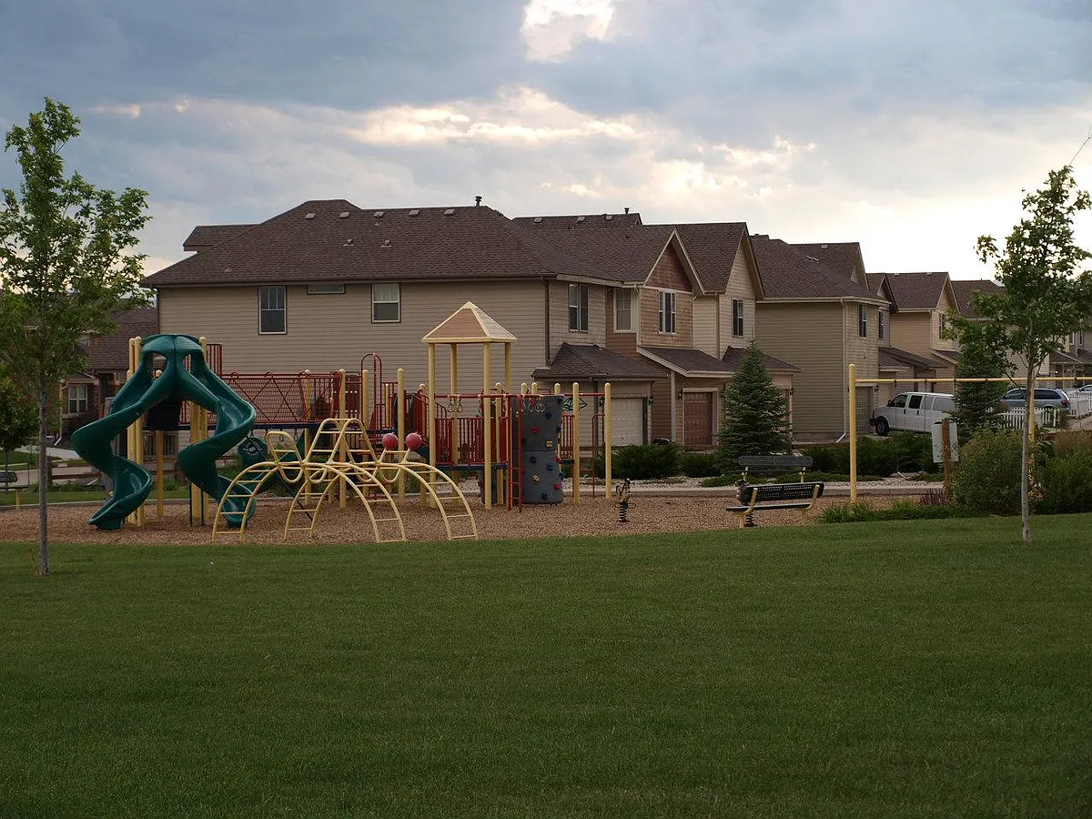 Building Photo - 2233 Brightwater Dr