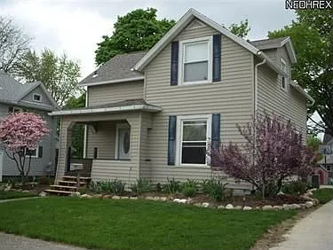 610 S Vine St photo 1