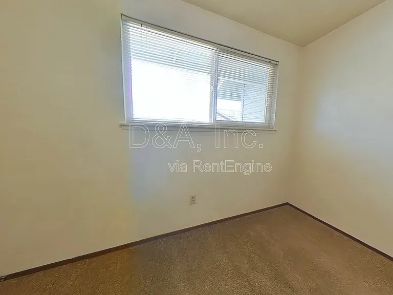 2521 SW Pickford St #B — Photo 9