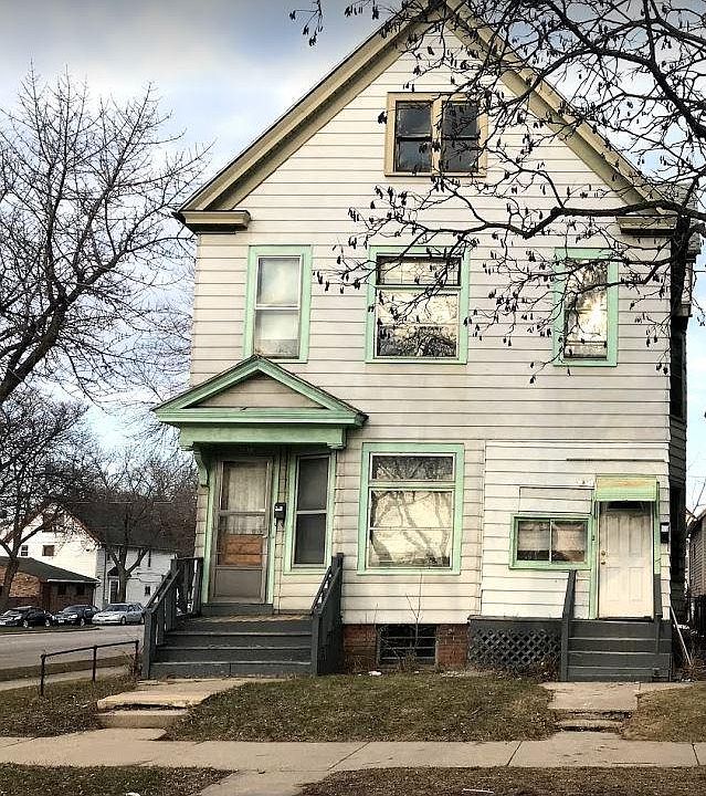 1st image of 2870 N 6th St