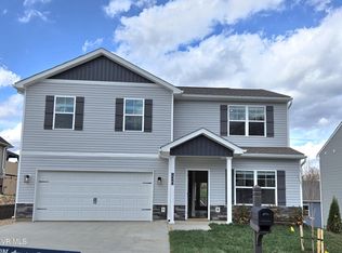 1320 Carrberry Ct, Kingsport, TN 37663