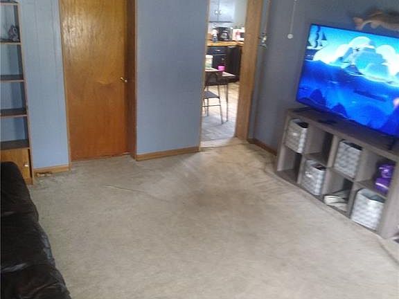 4th image of 10837 Plum St