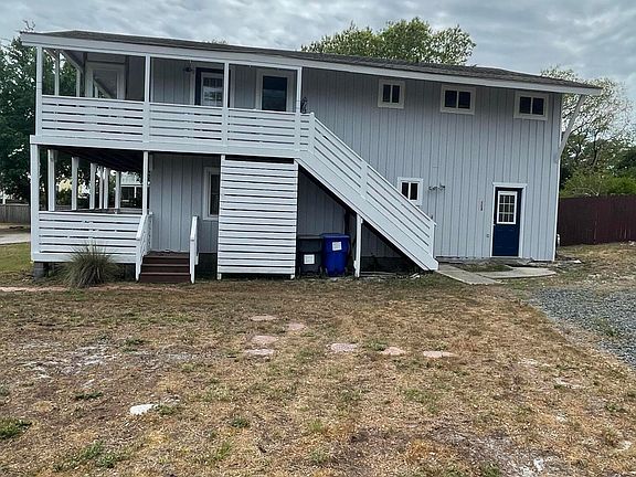 2nd image of 113 SW 23rd Street