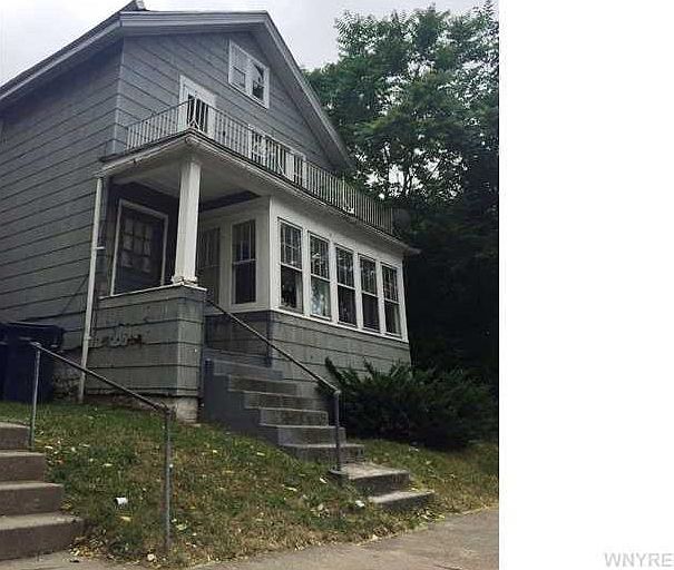 1st image of 985 W Delavan Ave