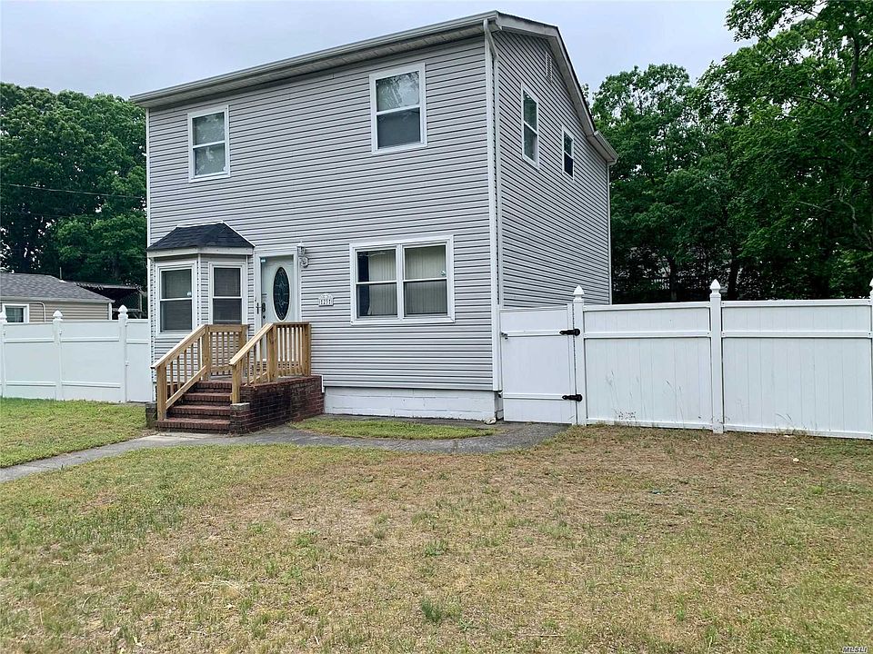 1st image of 23 Rosemary Ln
