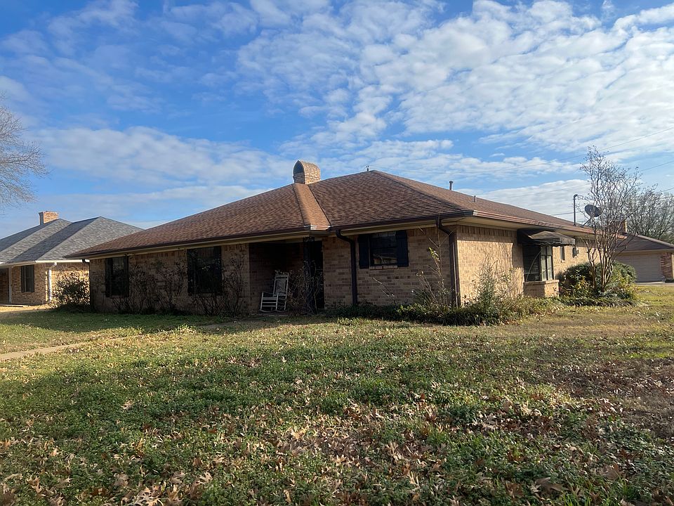 1st image of 101 Hollie Cir