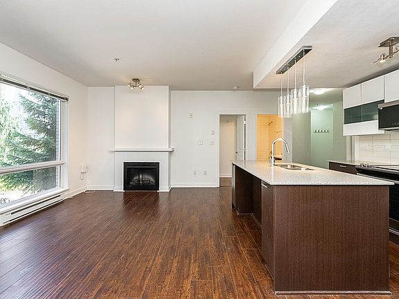 4th image of 13339 102a Ave #216
