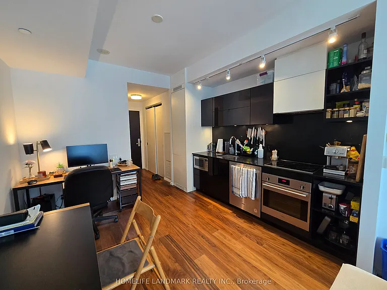 125 Peter St #2610 — Photo 13