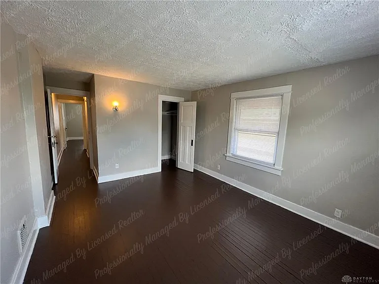 614 S Smithville Rd — Photo 23