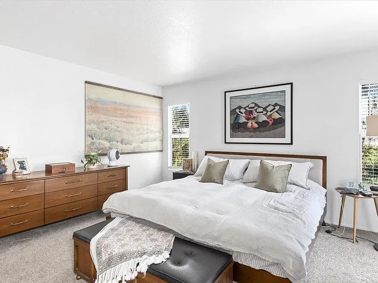 668 Westlake St — Photo 16