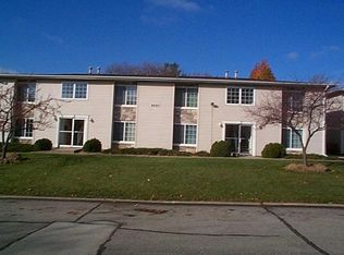 4501 Rushmore Dr NE, Cedar Rapids, IA 52402